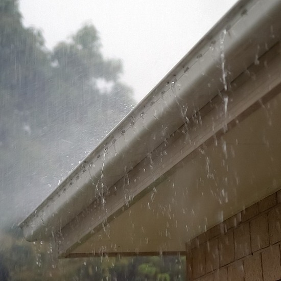 รางน้ำฝนอุบล ช่างสมศักดิ์ - รางน้ำฝนไวนิลอุบลราชธานี